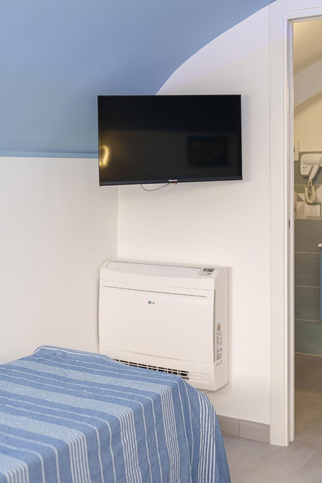 Le Rondinelle Rooms Procida Buitenkant foto