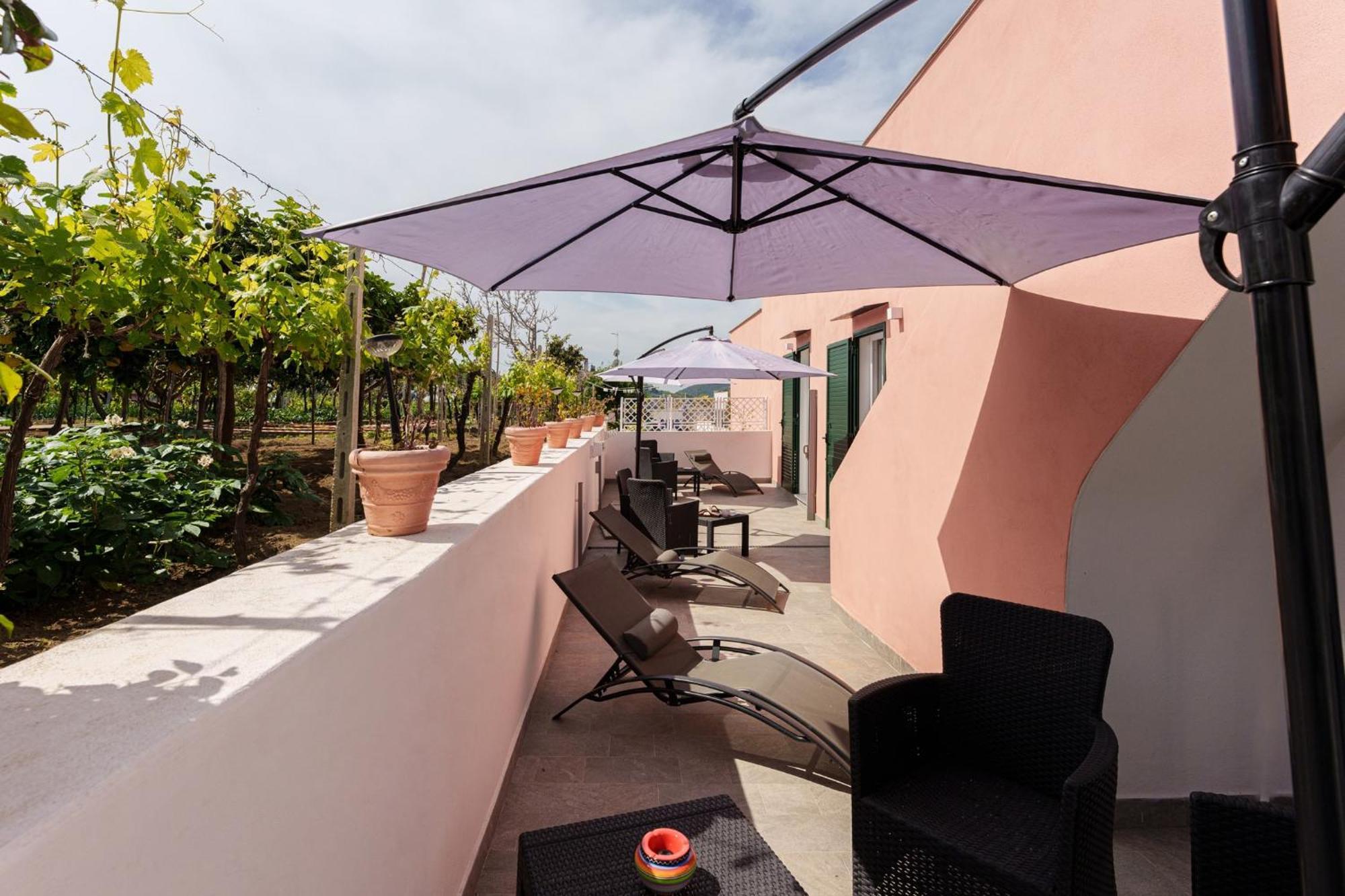 Le Rondinelle Rooms Procida Buitenkant foto